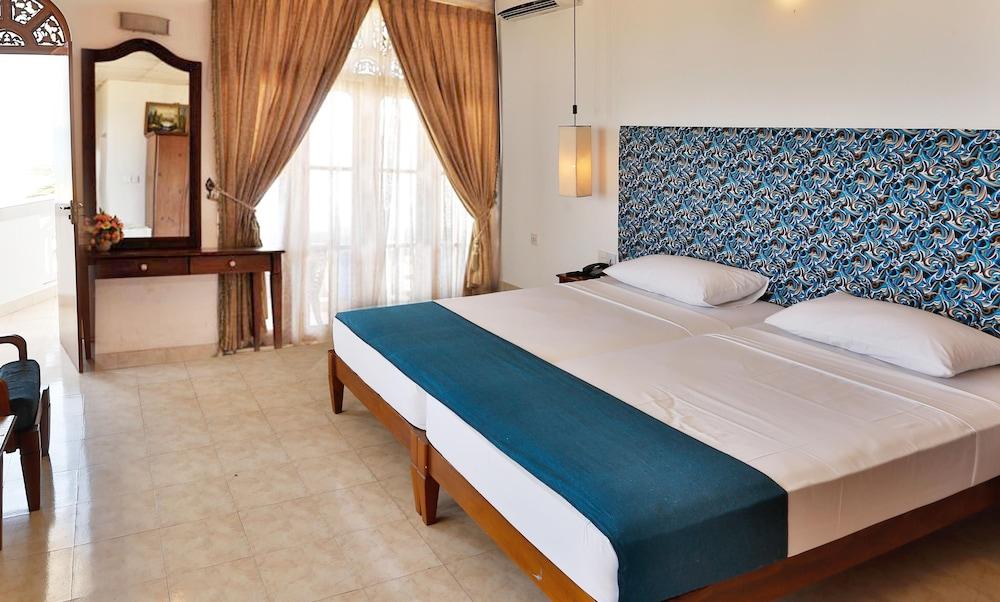 Zand Negombo Ettukala Extérieur photo