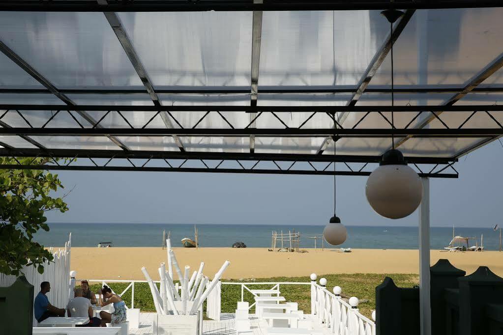 Zand Negombo Ettukala Extérieur photo