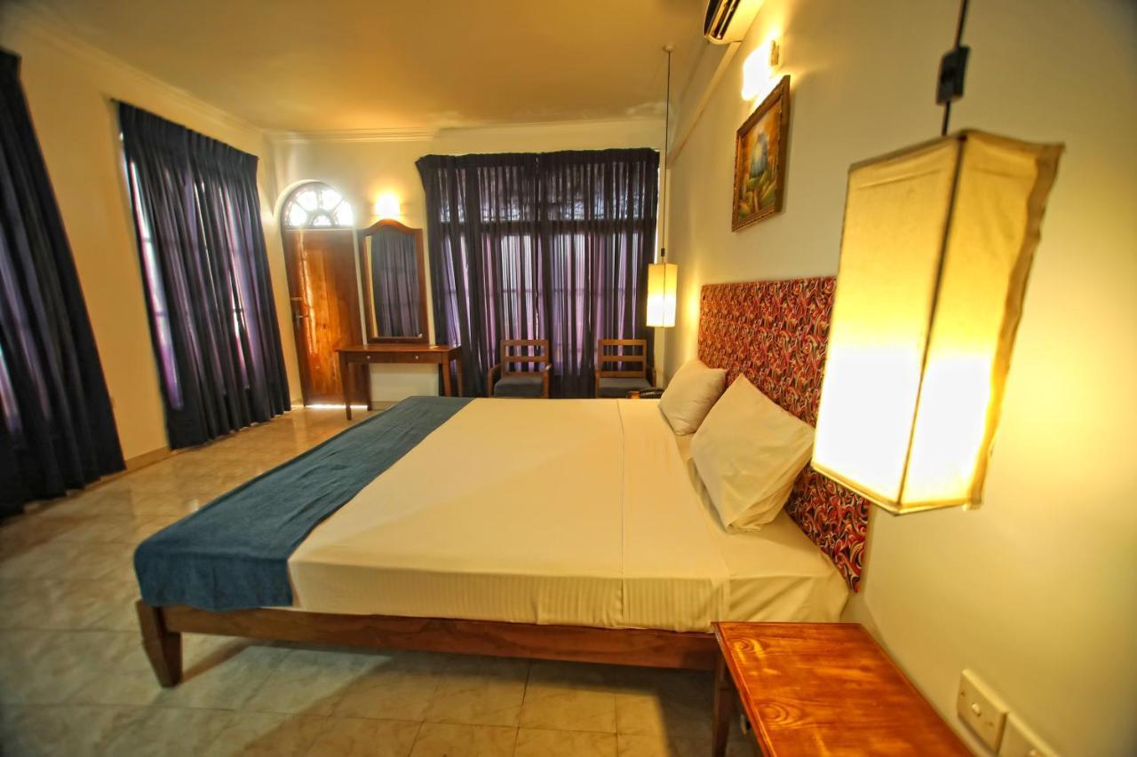 Zand Negombo Ettukala Extérieur photo