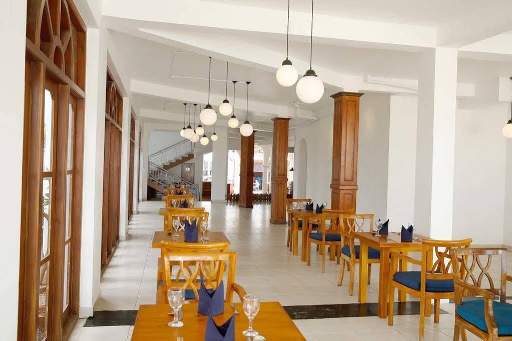 Zand Negombo Ettukala Extérieur photo